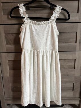 Three Hearts White Eyelet Ruffle Strap Dress